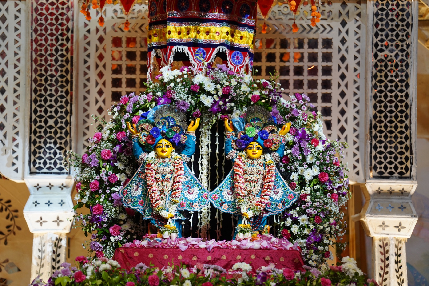 Sri Gaura-Nitai deities during utsav